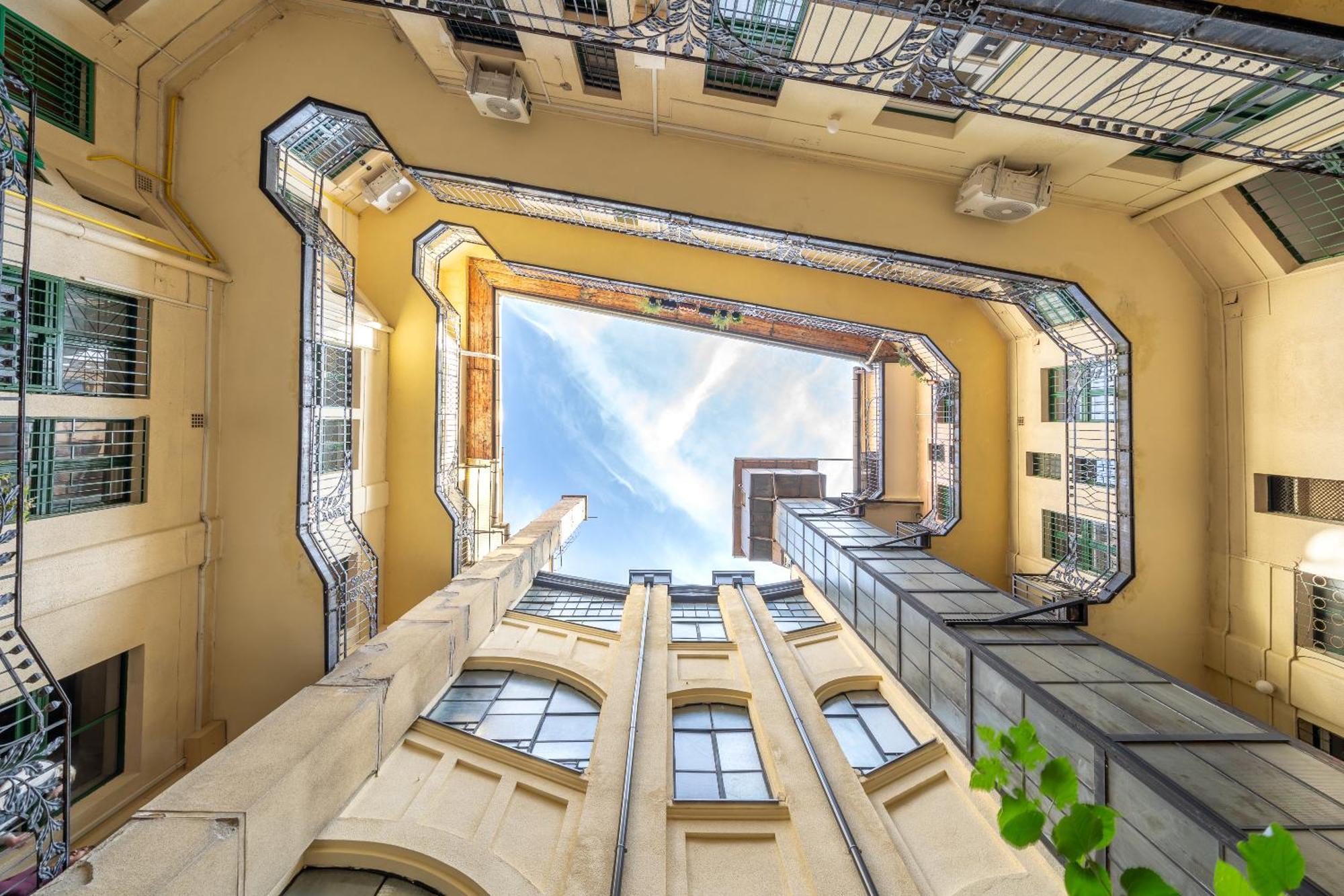 Rakoczi Stylish Entire Apartment Budapest Exterior photo